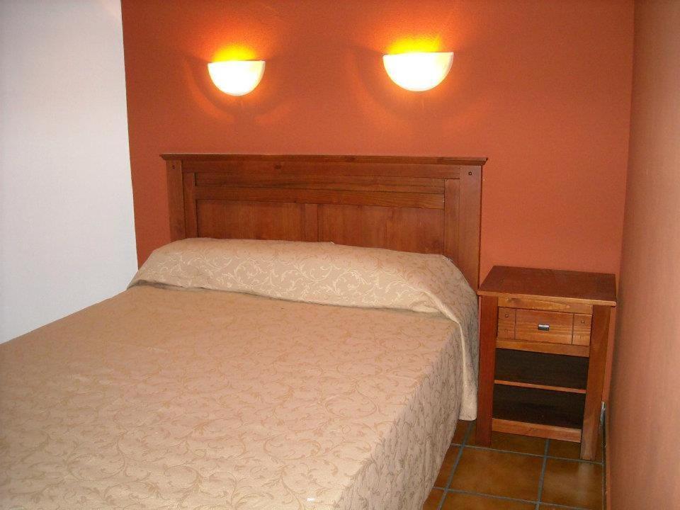 Chozos De La Dehesa Apart otel La Roca de la Sierra Dış mekan fotoğraf